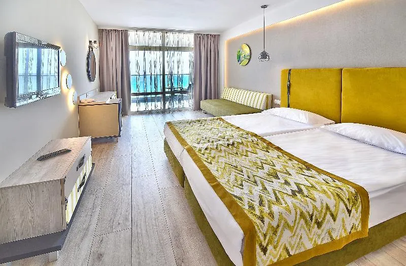 וארנה Grifid Hotel Encanto Beach